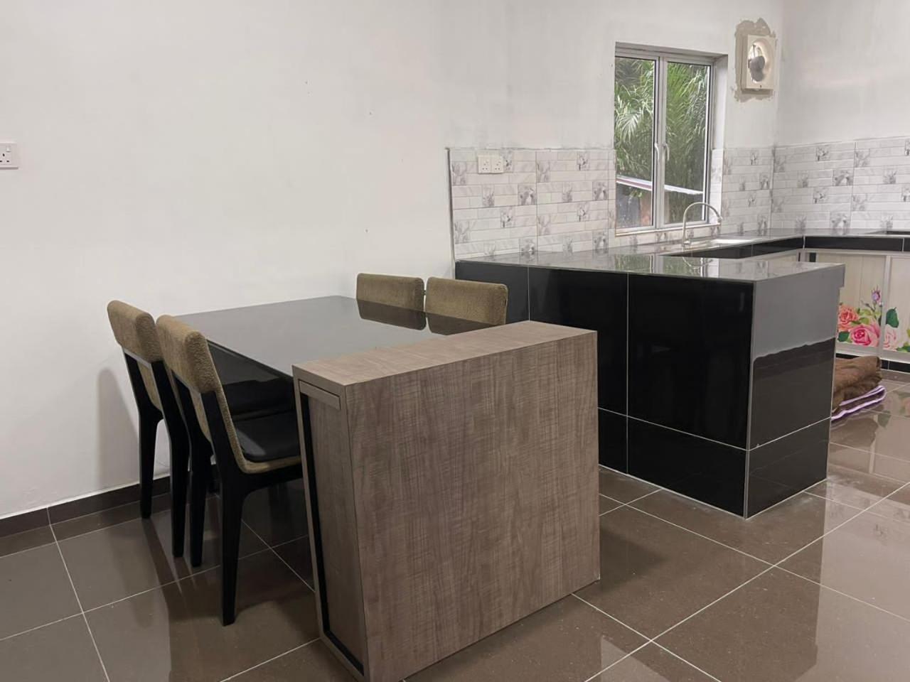 Faizaltapak 2 Homestay