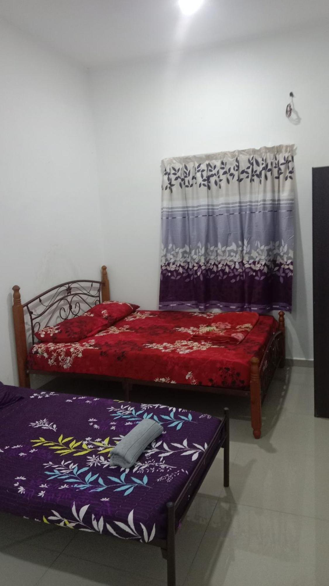 Faizaltapak 2 Homestay Parit Raja