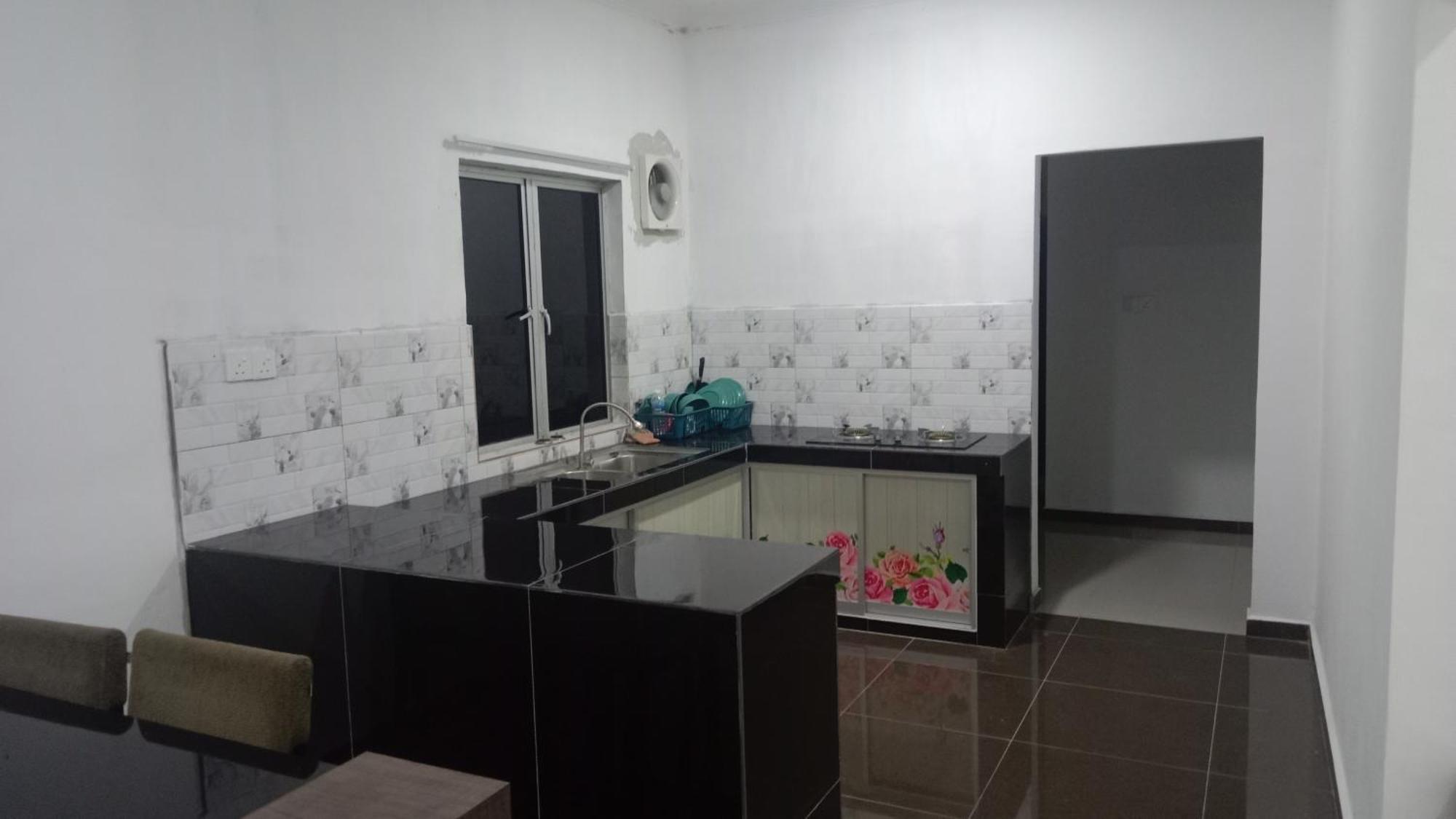 Homestay Faizaltapak 2 Parit Raja
